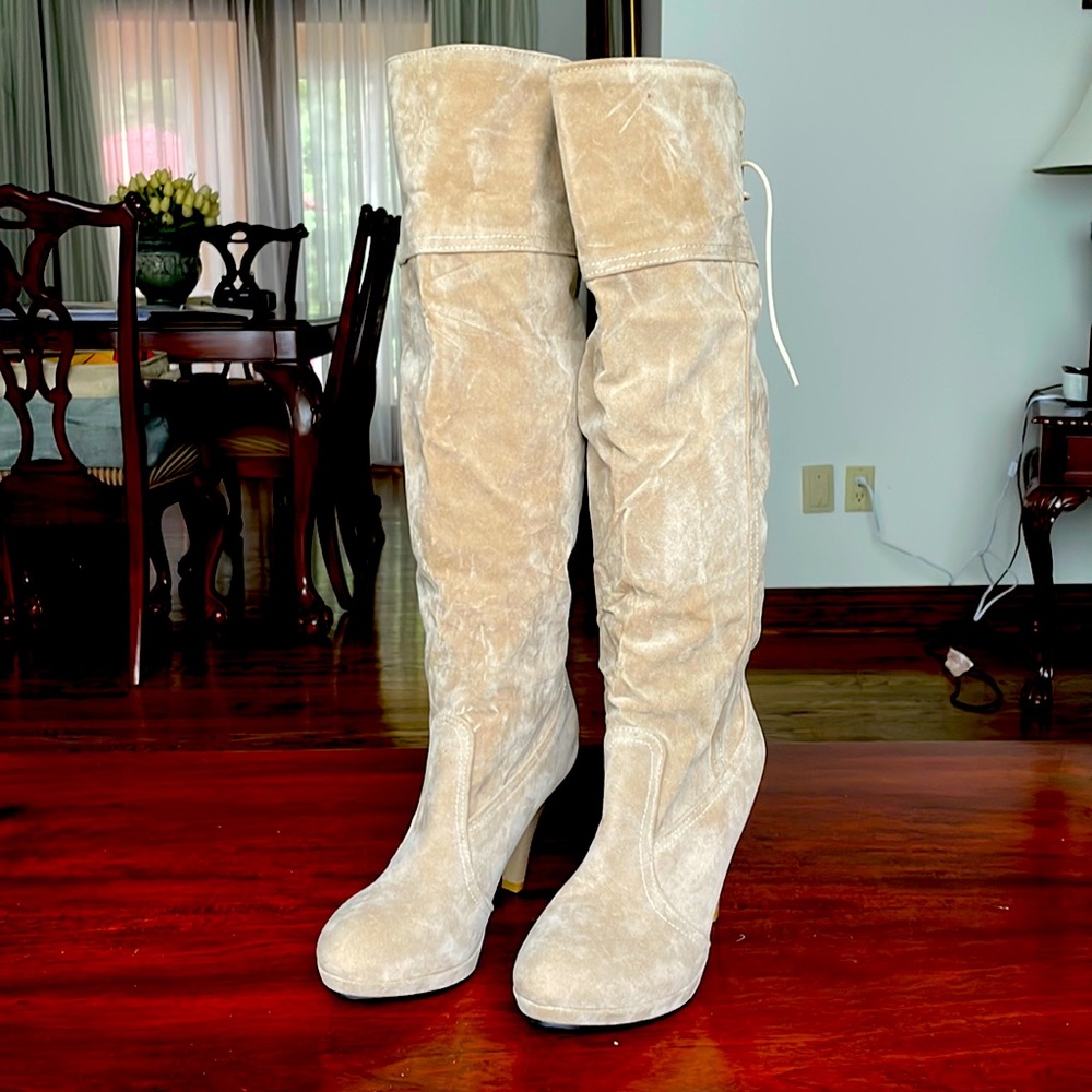 Womens suede boots